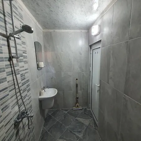 дамяновата къща 3*